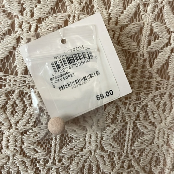 🤍 NWT Lace Dress 🤍 - Picture 8 of 9